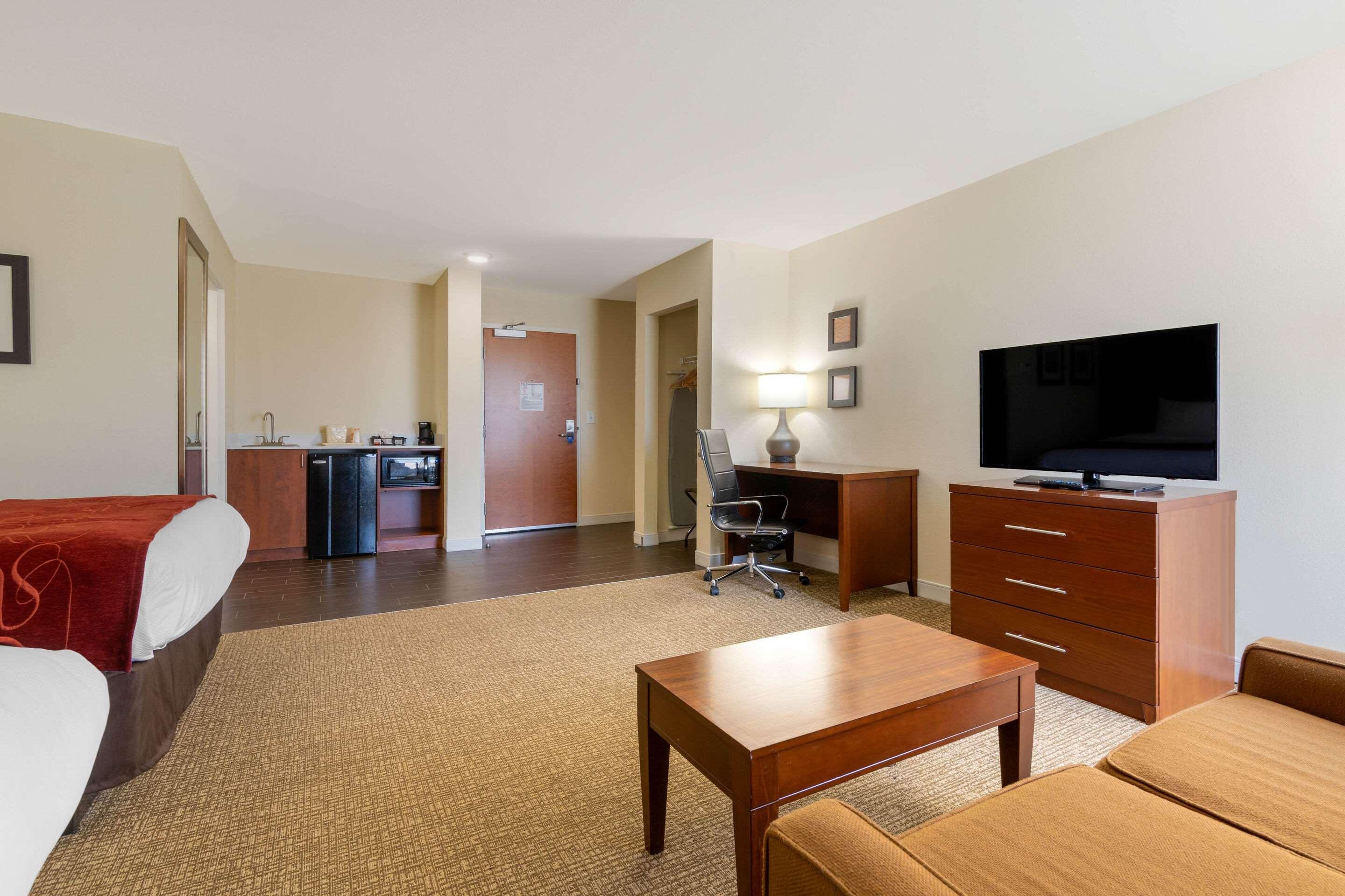 Comfort Inn & Suites Macon West Dış mekan fotoğraf