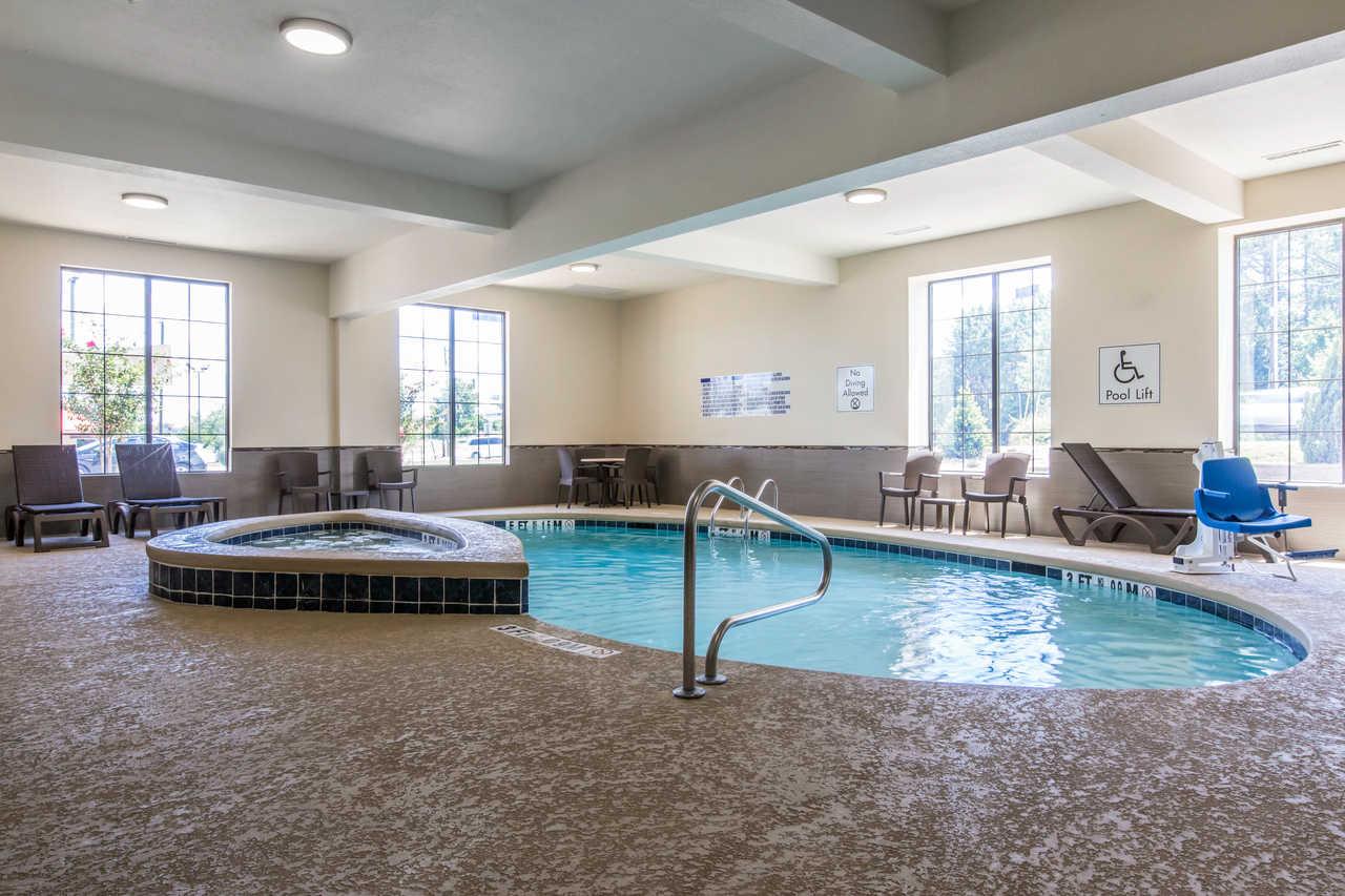 Comfort Inn & Suites Macon West Dış mekan fotoğraf